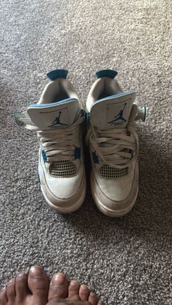Air Jordan 4 “Military Blue”