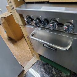Gas Stove 24 Inch Warranty  Comercial  $1500