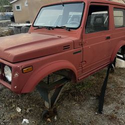 Suzuki Samurai Tin Top 