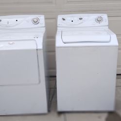 Kenmore Set Washer And Gas Dryer 