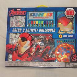 Marvel  Avengers activity set