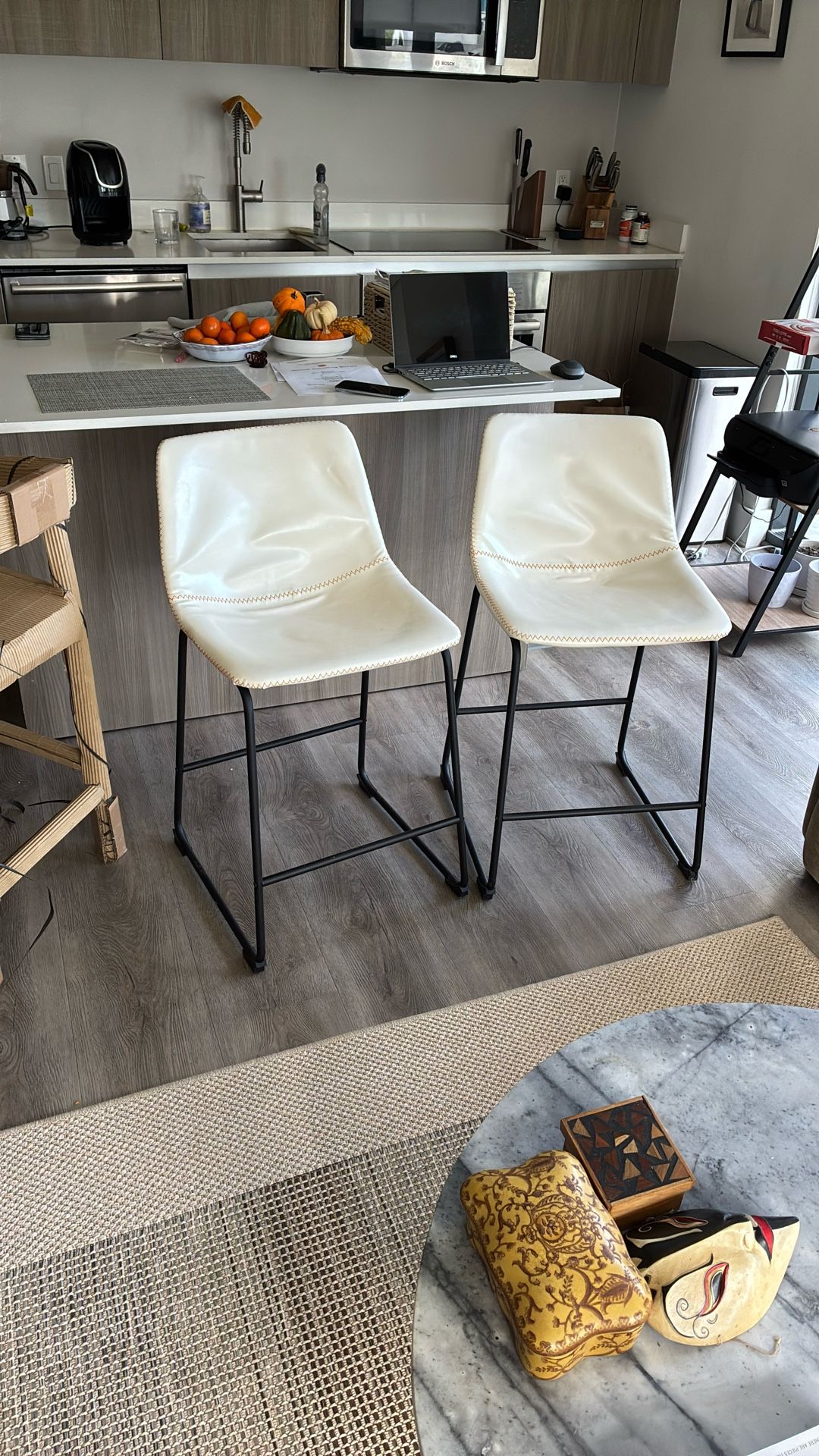 Bar Stools (2x)