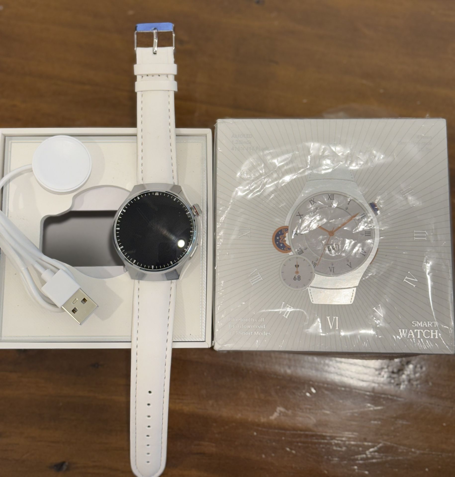 Beautiful Smartwatch with Great Features 