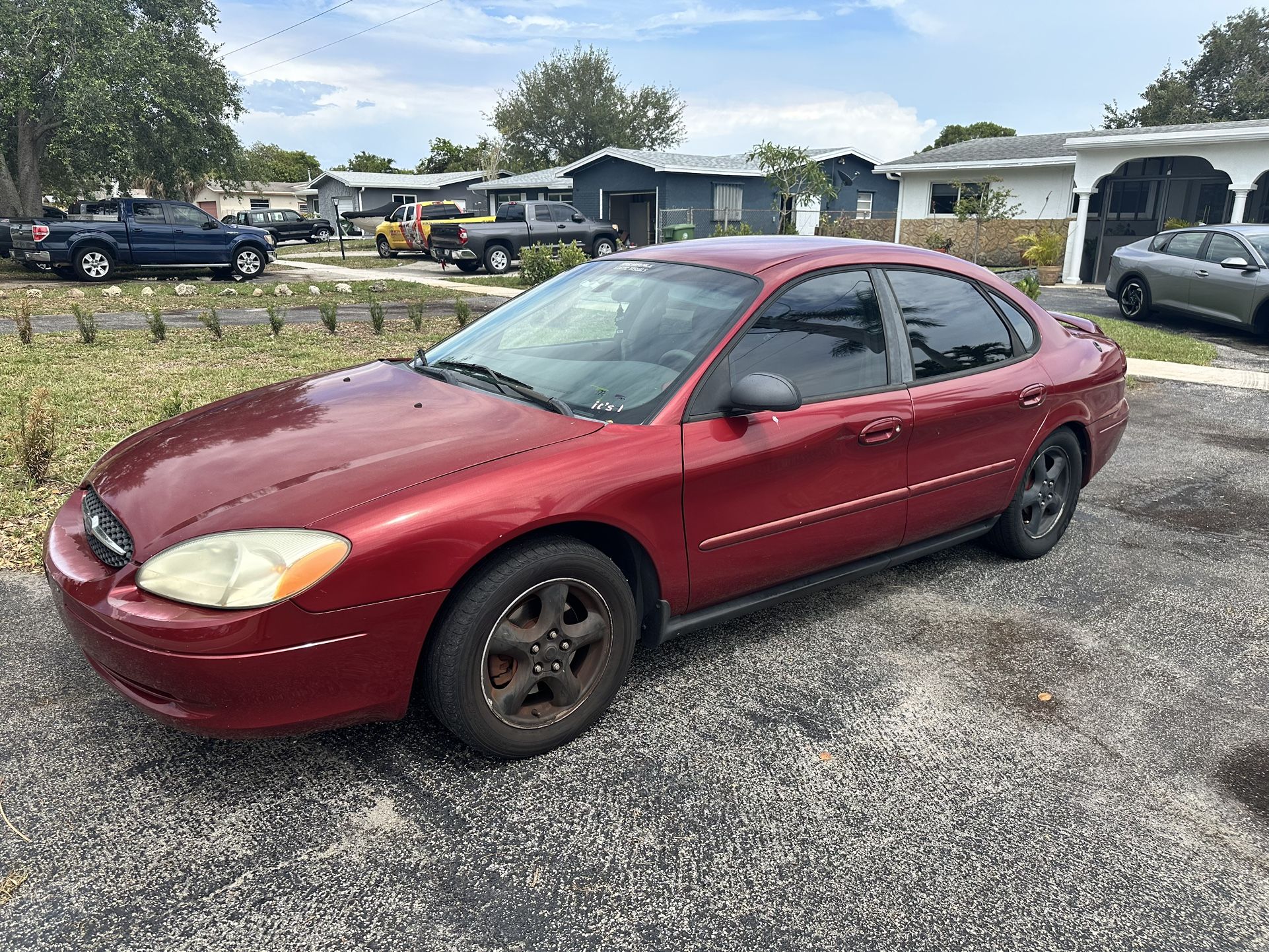 2003 Ford Taurus