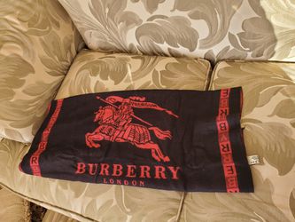 Burberry shawl