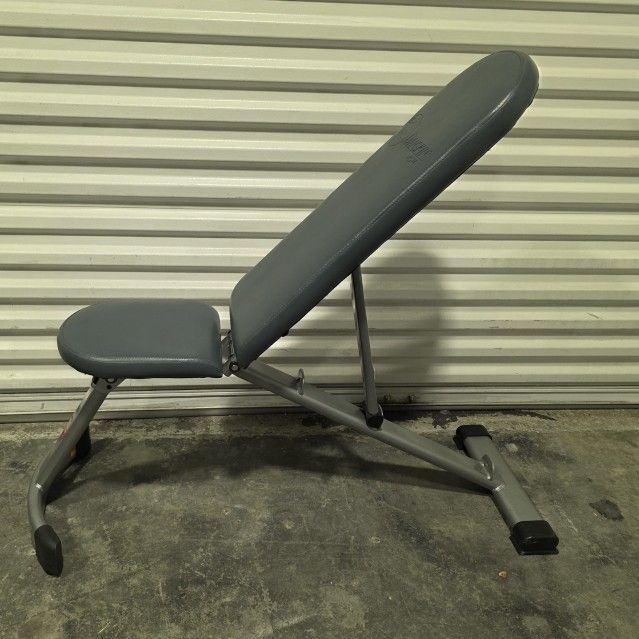 Adjustable Weight Bench