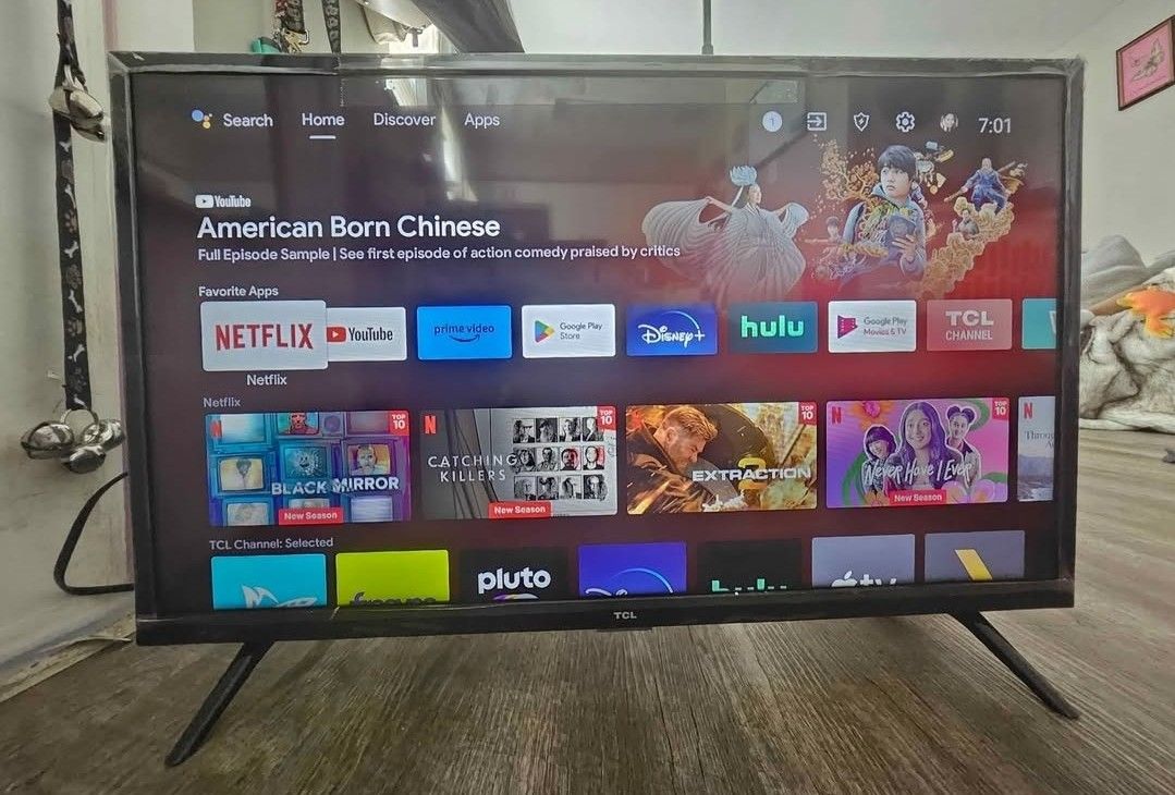 32inch Smart TV W/remote
