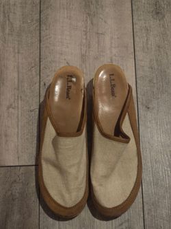 L.L. Bean Women's Clogs Size 8