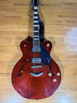 Gretsch G2622 Streamliner Center Block Semi-Hollow Electric Guitar Cherry