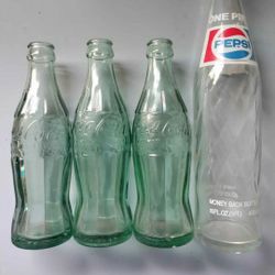 Vintage Coca Cola / Pepsi Glass Bottles 