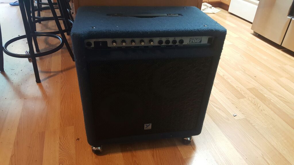 Yorkville Bass Master 200t Amplifier