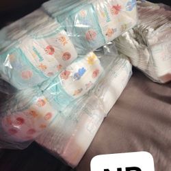 diapers and clothes for girls from 0 to 3 months 
