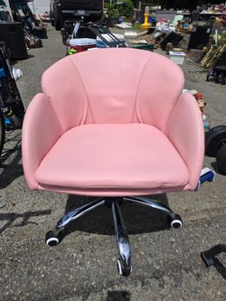 Pink Rolling Office Chair