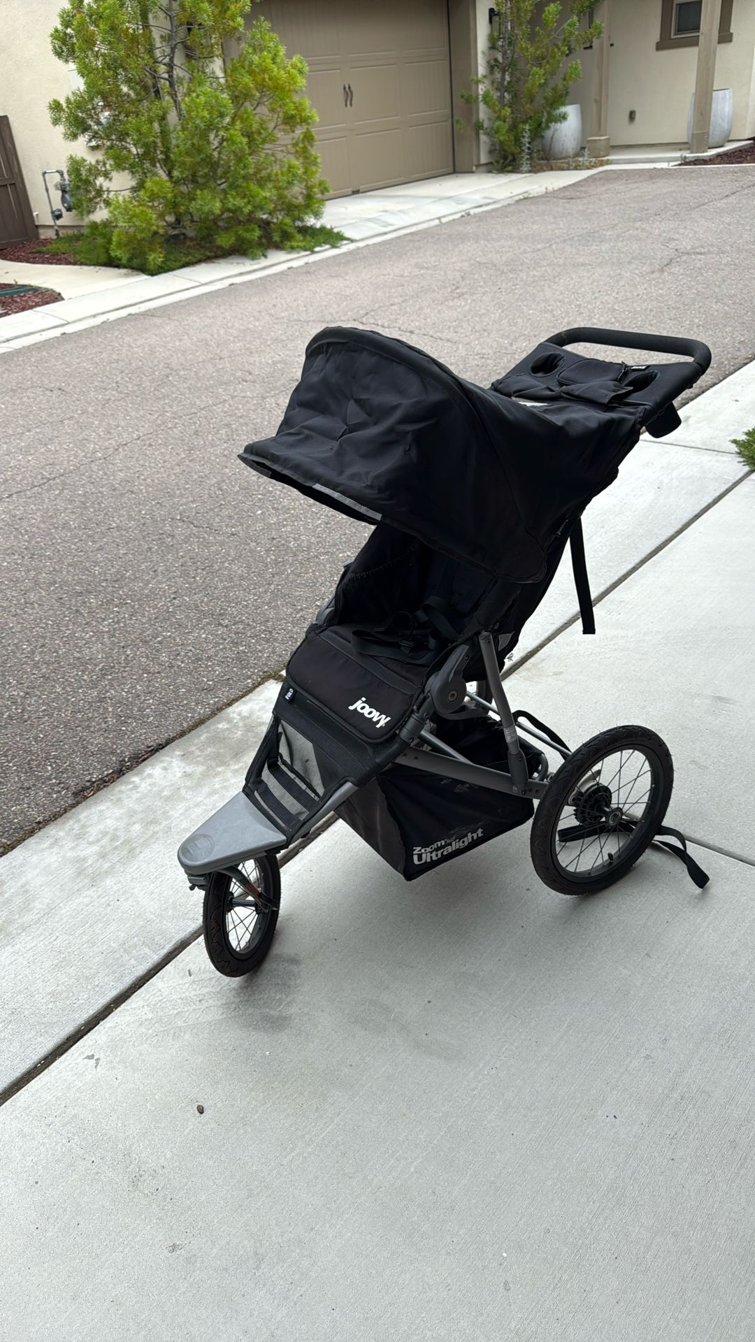 Joovy ultralight 360 running Stroller