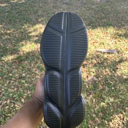 Steel Toe Work Sneakers with Slip Resistance Size 10