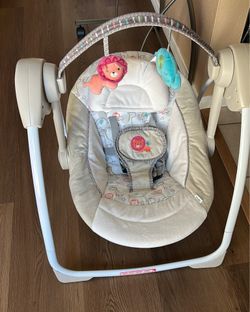 Ingenuity Cozy Kingdom Baby Swing