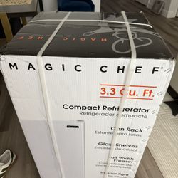 New Sealed Magic Chef 3.3 White Color