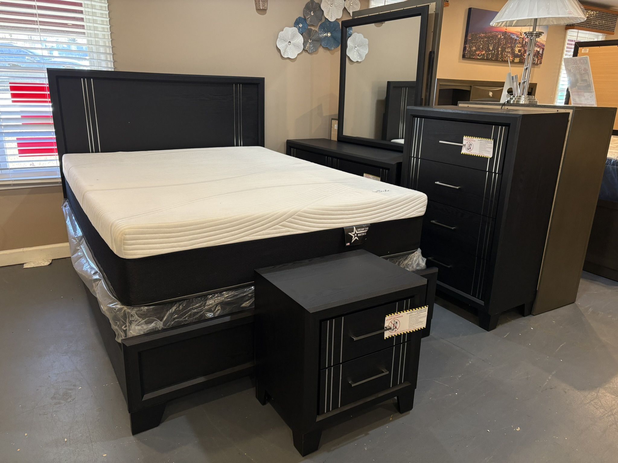 New 5pc Queen Bedroom Set