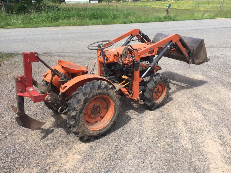 Kubota B6000 With Loader, Tiller, and Plow! for Sale in Monroe, WA