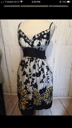 Snap sleeveless sun dress 👗 🌞 🌼🌻Juniors Size 3 /Women’s Small