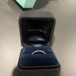 Tiffany Platinum Band - Size 8 - NEW
