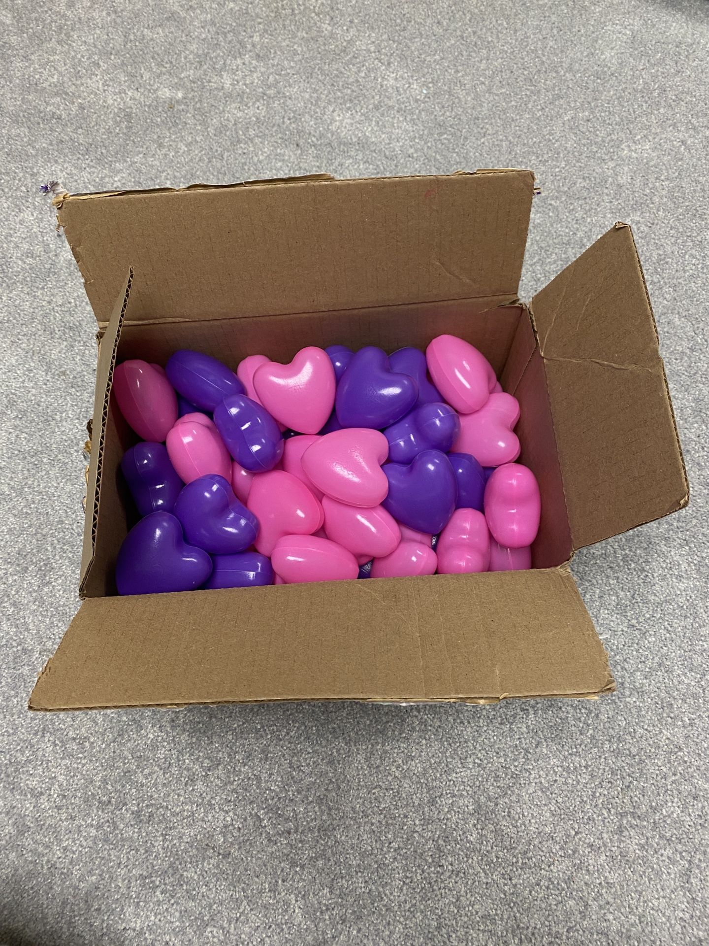 Pink and Purple Heart shaped ball pit toys