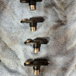 4 Camshaft Sensors For 3.6 V6 From 07 Cadillac CTS/srx