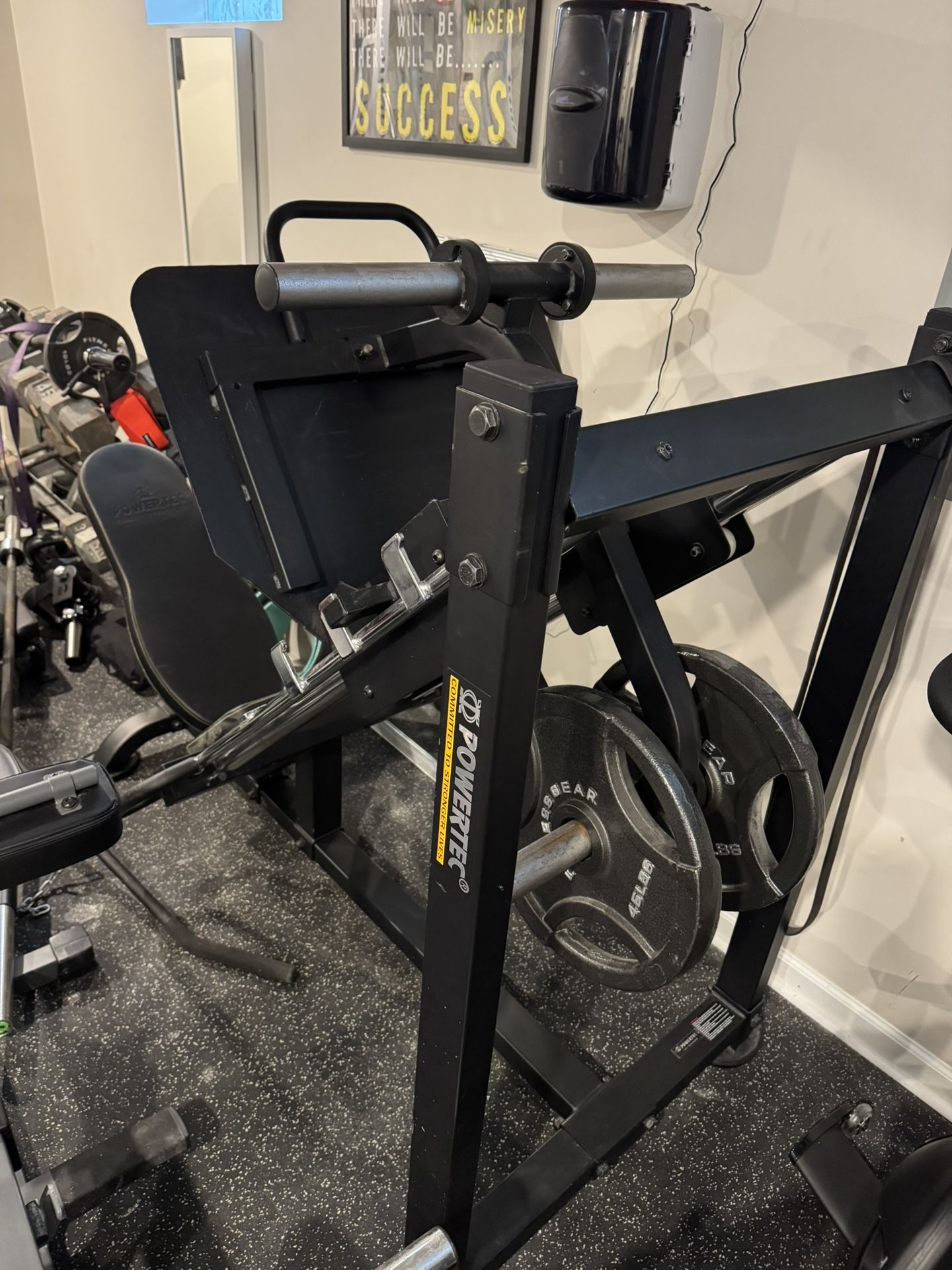 Powertec Leg Press Machine