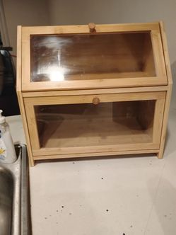 Bread box