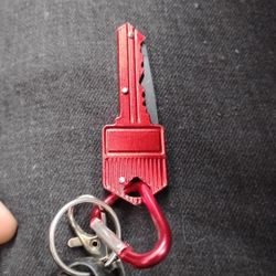 Tiny Knife Key