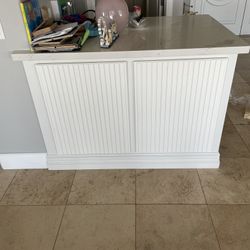 Custom Cabinetes 
