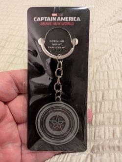 Cinemark Swag: Captain America Brave New World Keychain