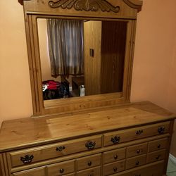 Oak Dresser With Mirror And Nightstand 