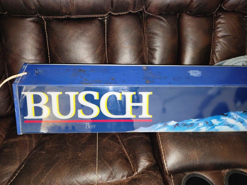 Busch Pool Table LAMP
