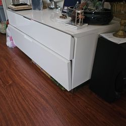 Tv table/ cardenza/ Cb2 TV Console