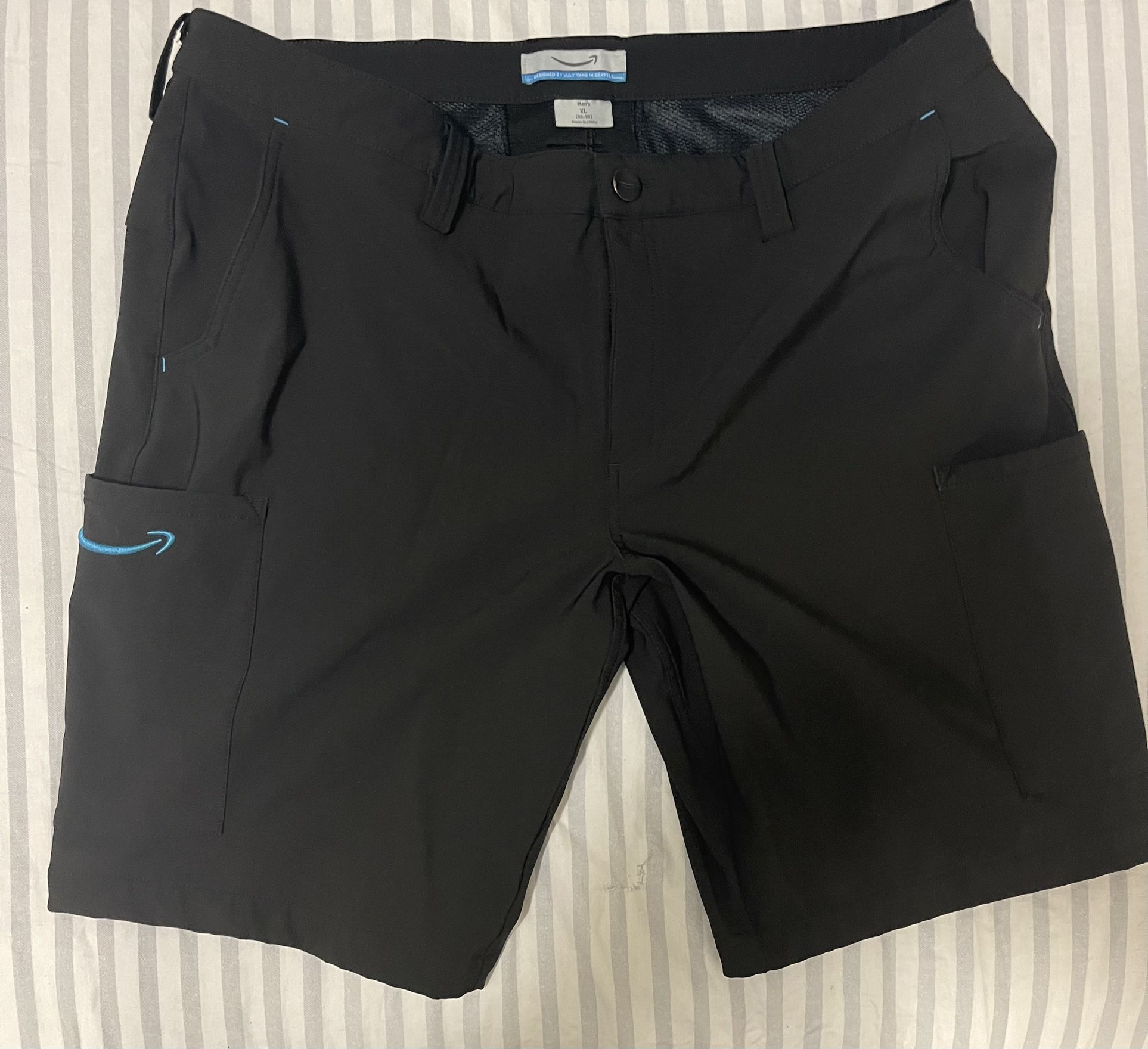 Amazon Delivery Uniform Size XL