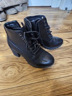 Heels Size 7