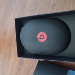 Beats Studio 3 Headphones With Original Box