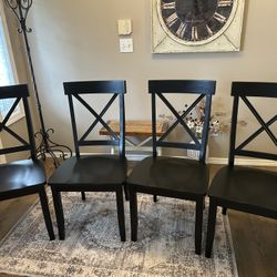 Set Of 4 solid wood chairs 