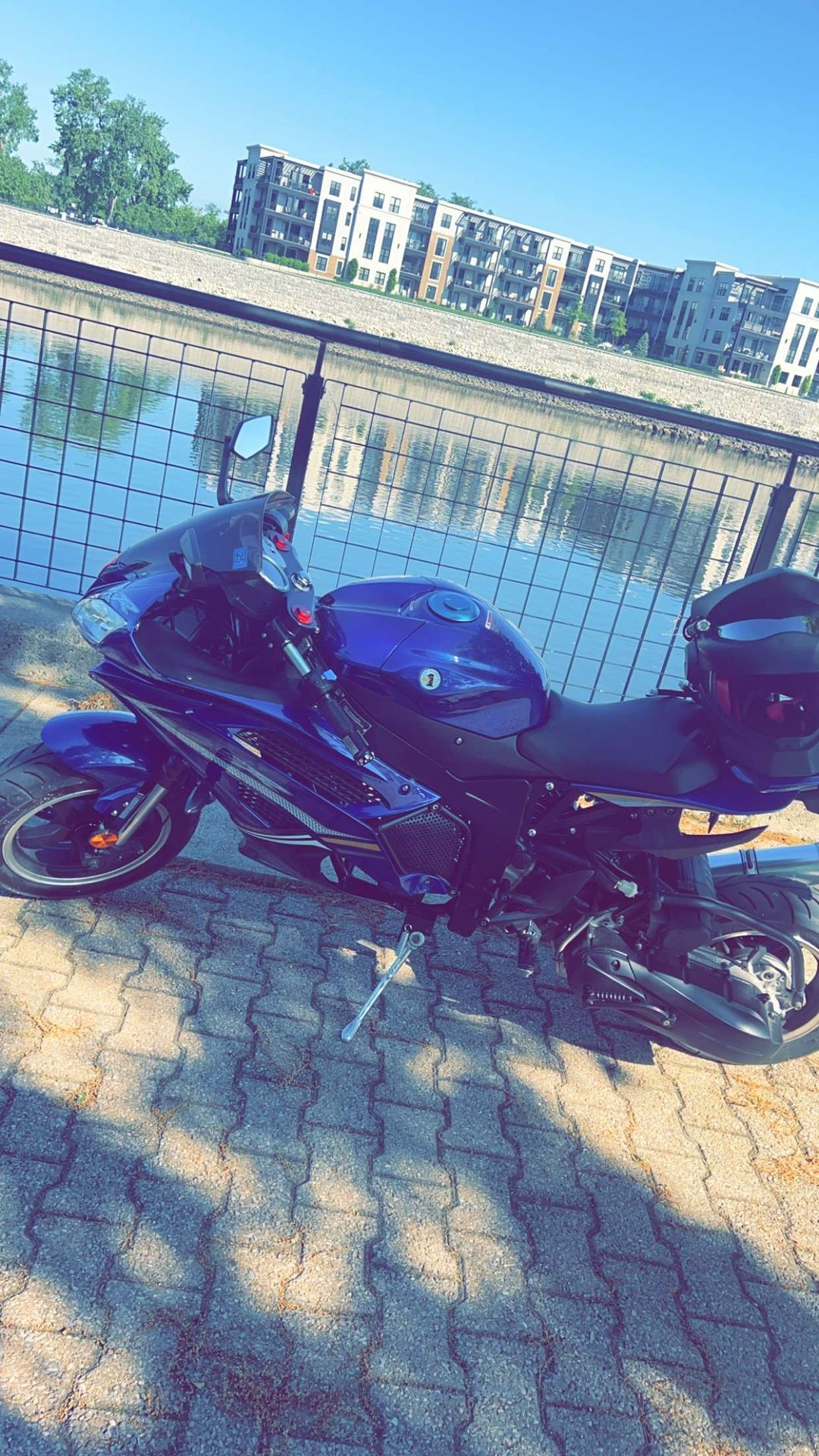 200cc -2022 Blue X18R