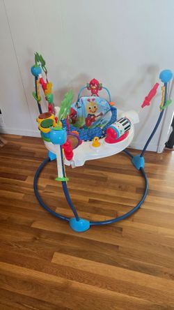 Baby Einstein Musical Baby Jumper Activity Center