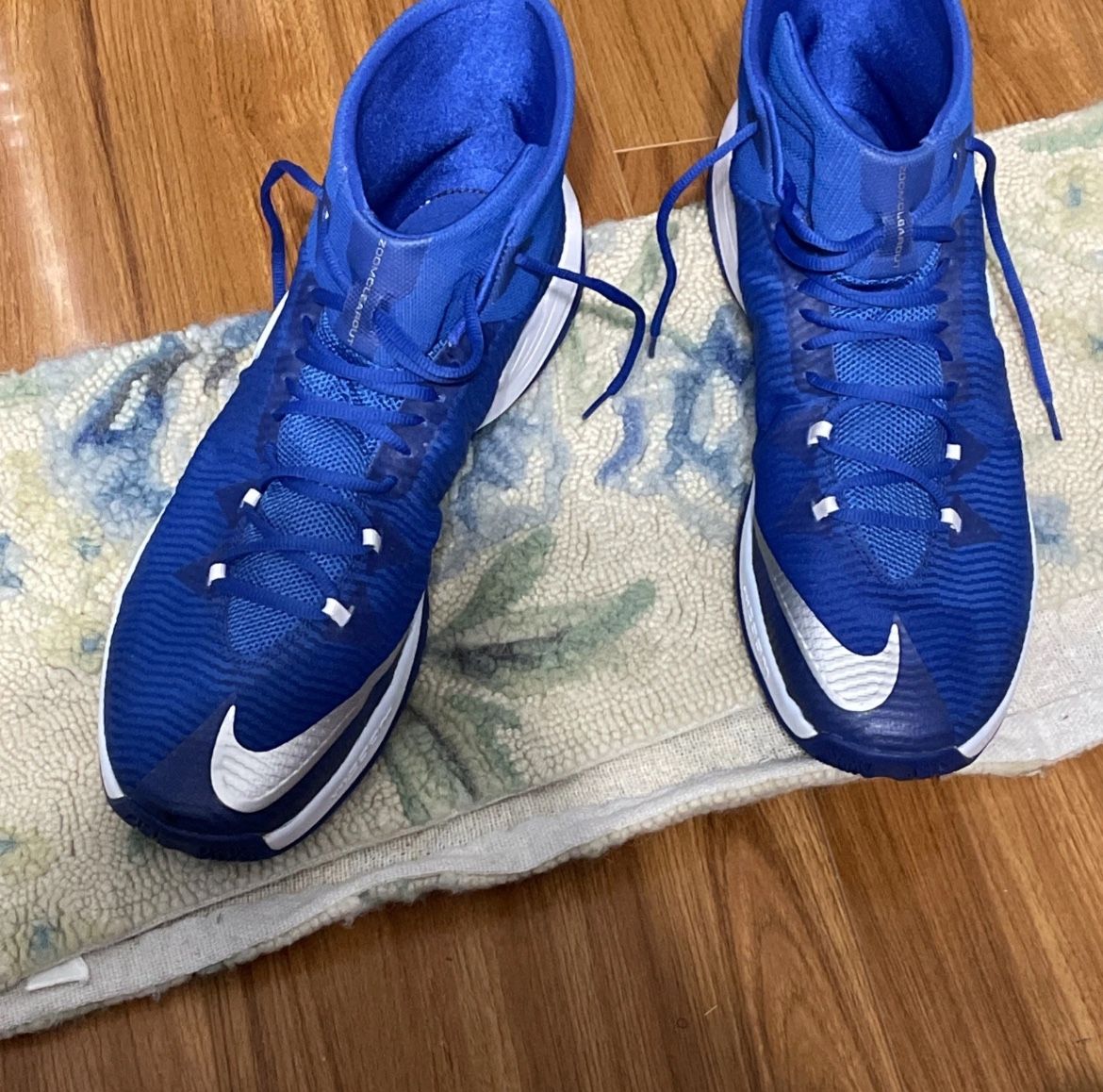 Nike Men's Zoom Clear Out Basketball Sneakers Size 17