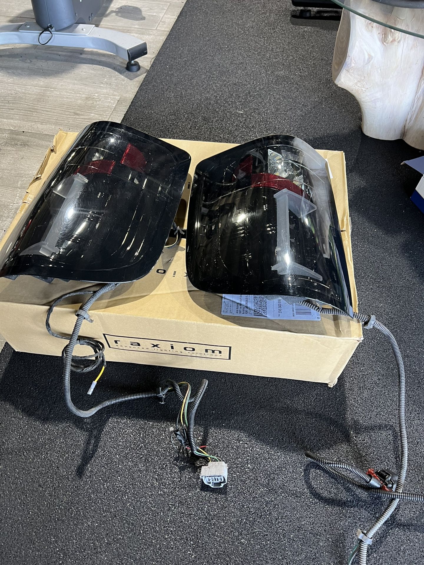 Chevy Silverado GMC Trucks . Recon Rear Tail Lights