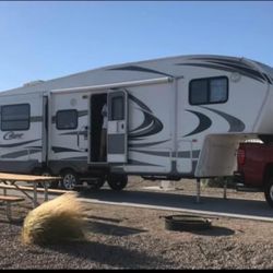 Fifth Wheel Cougar