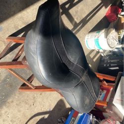 HD seat from 04 Road Glide