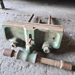 10" WoodWorking Vise Tools Tool Garage Shop Heavy Duty Cast Iron 