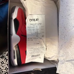 Jordan 4 ‘Toro’