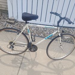 TREK 700 MULTI TRACK Shimano 100 GS Equipped 21-speed 700X35C HYBRID Tires Aluminum Rims 22"cro Moly FRAME Tuned Up And Ready To Ride Tires In Good Co