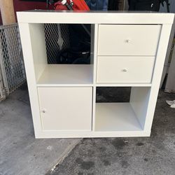 Ikea Shelves/ Bookcase/ Storage Case 