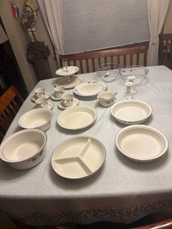 Large Lenox Poppies on Blue Chinastone Collection – Made in USA – Discontinued